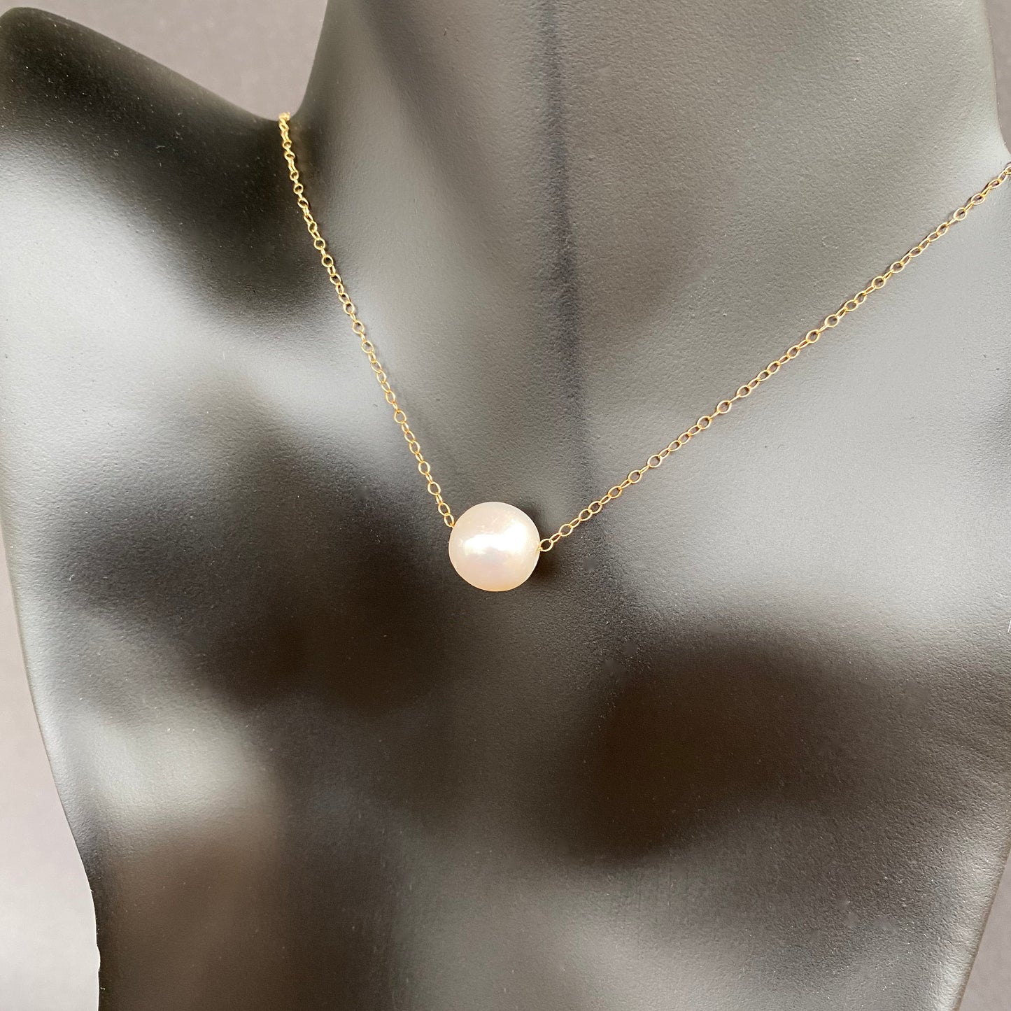 baroque pearl necklace