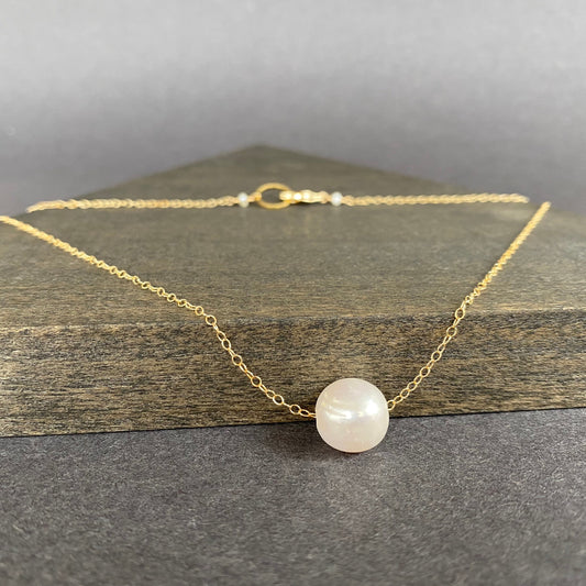 baroque pearl necklace